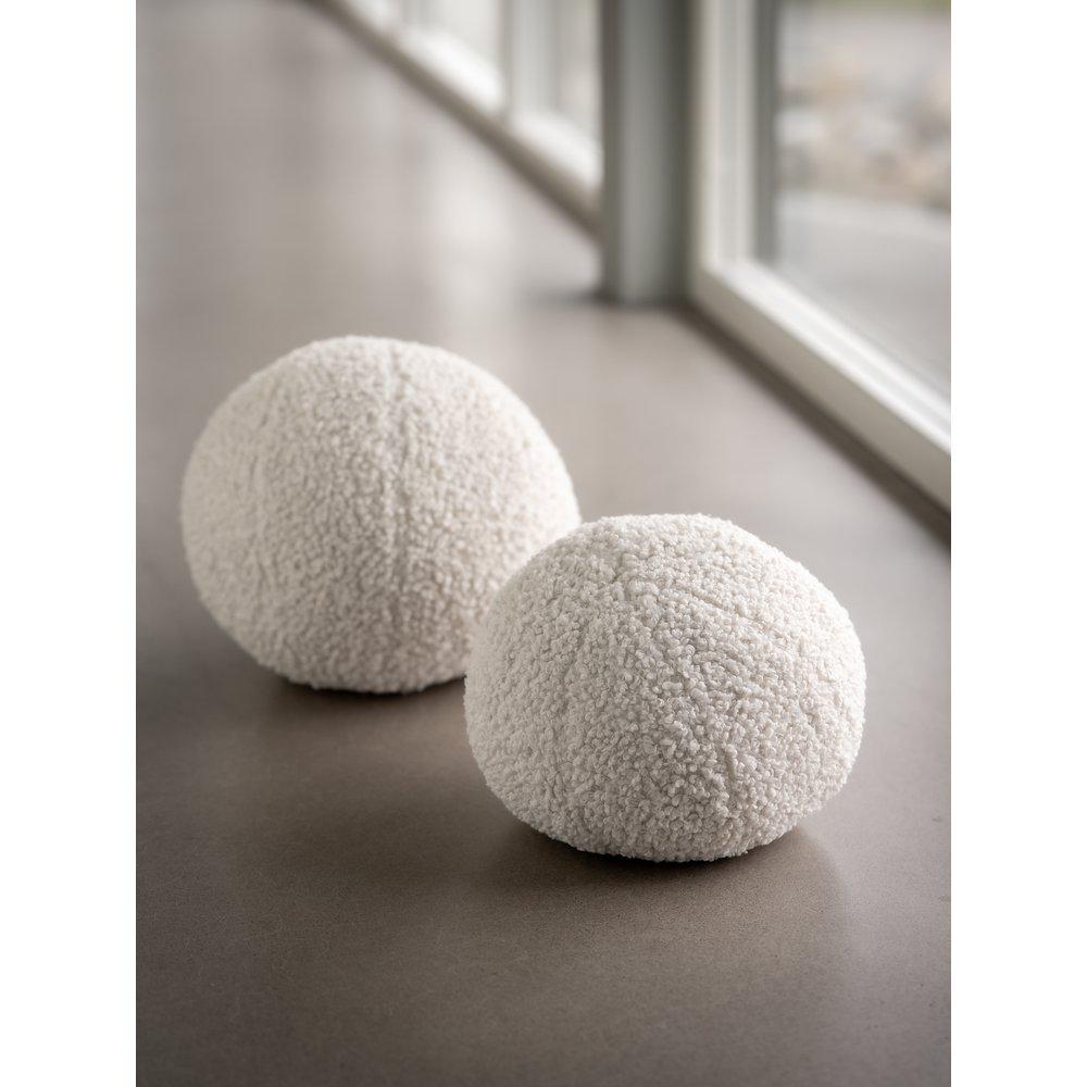 Elsie offwhite prydnadskudde boll 30cm