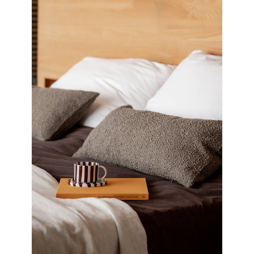 Trond kuddfodral nougat 35x80cm