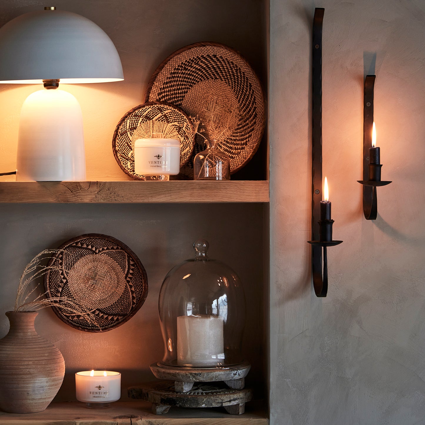 Thor Väggljushållare L, Svart