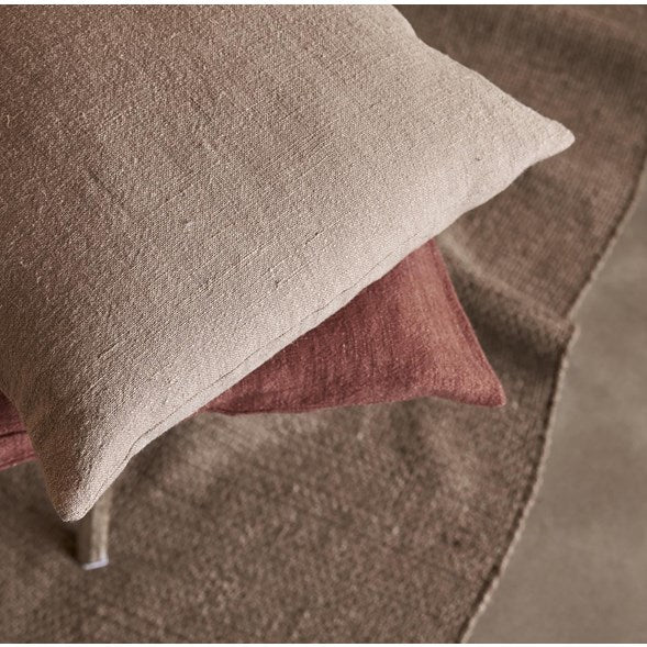 Rufus kuddfodral mörk beige 50x50cm